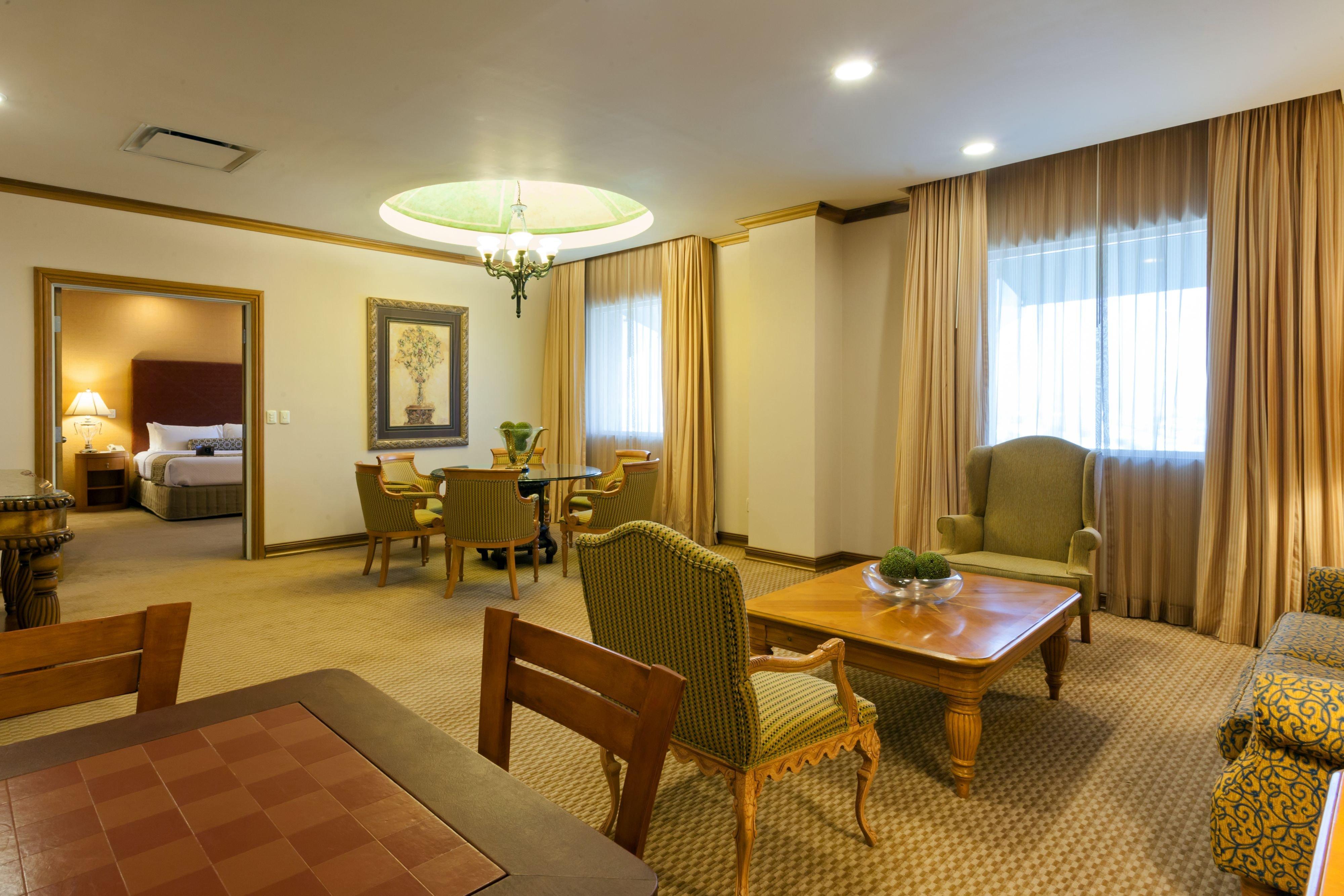 Hotel Crowne Plaza Torreon By Ihg Exterior foto